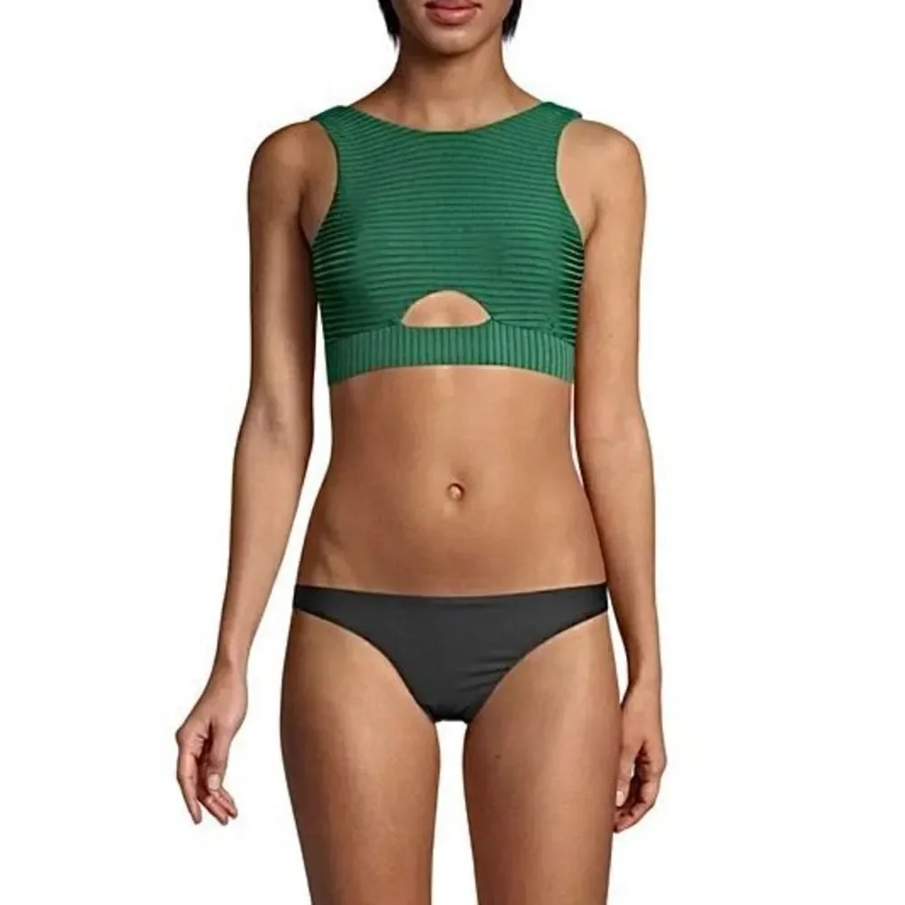 New. Emerald key hole crop top. Medium. Retails $92 - Picture 10 of 14